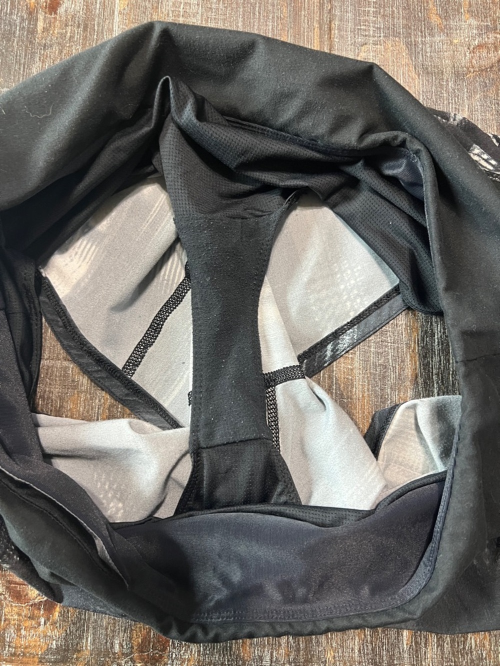 Brooks Black & White Abstract-Print Women’s Athletic Shorts - Picture 3 of 5